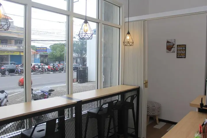 Семаранг: Kimura Kostay Semarang