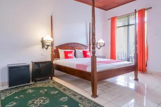 Санур Кайя: OYO 1930 Ananda Beach Hotel