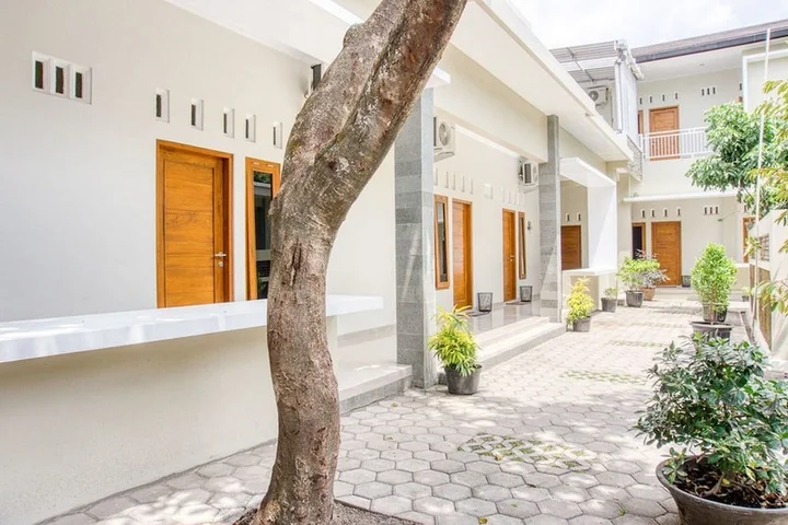 Депок: KoolKost Male Syariah near Pascasarjana UGM