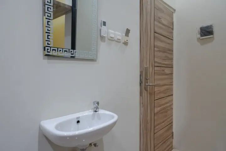 Семаранг: RedDoorz @ Jalan Kartini Semarang