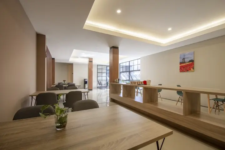 Семаранг: RedDoorz Plus near Ronggowarsito Museum Semarang