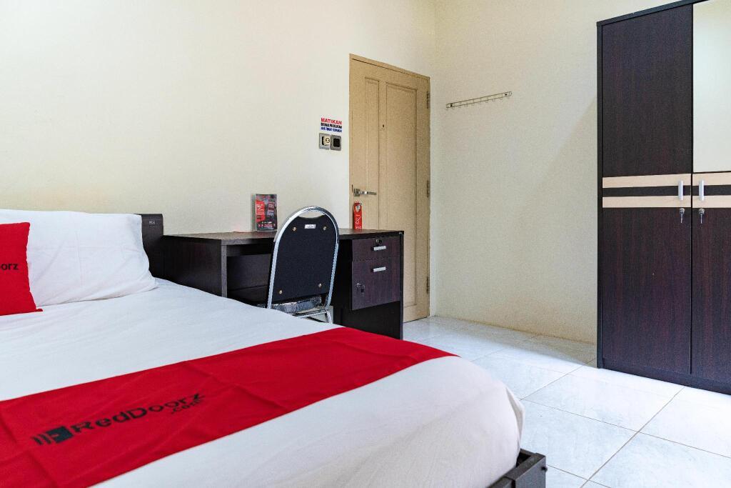 RedDoorz Syariah near Jalan A Yani KM 8 Citraland — фото 2