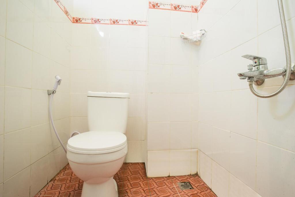 Батуретно: OYO 1419 Rhona Guest House Syariah