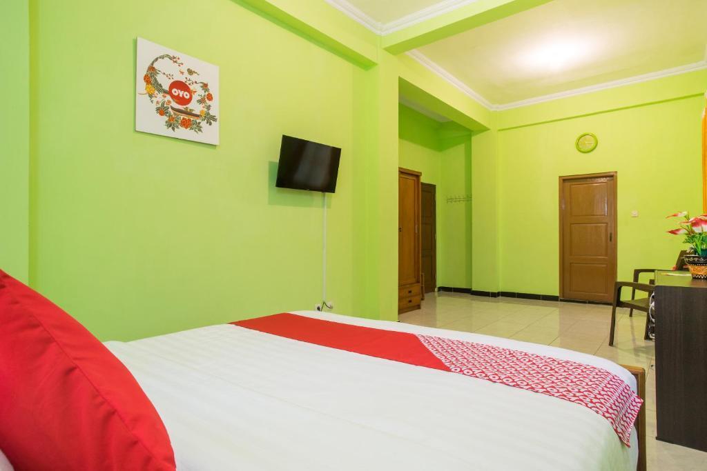 Батуретно: OYO 1419 Rhona Guest House Syariah