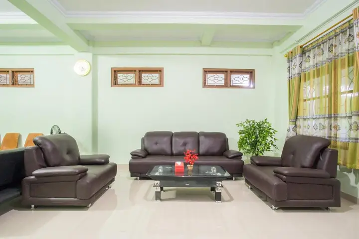OYO 1419 Rhona Guest House Syariah — фото 2