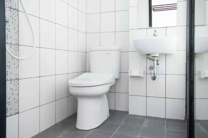 Legok: RedDoorz Plus near ICE BSD 2