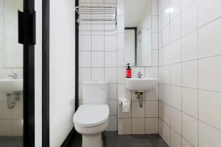 Legok: RedDoorz Plus near ICE BSD 2