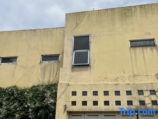 Богор: Rumah Kuning Syariah