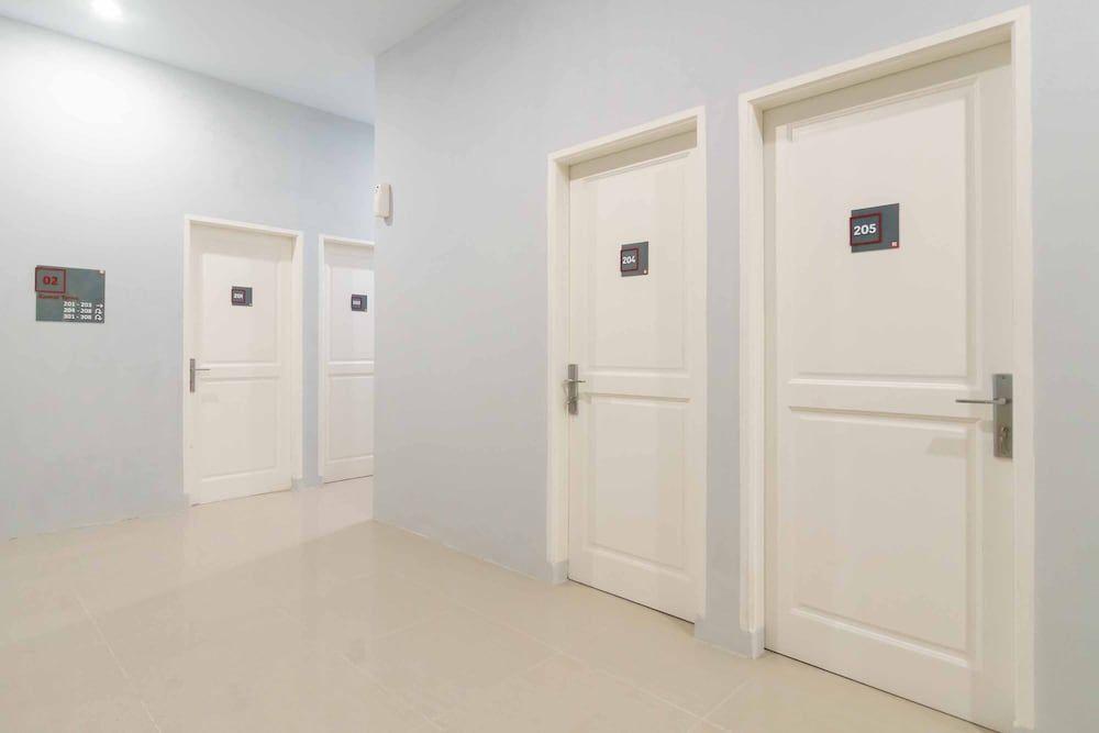 Петумбак: RedDoorz @ Helvetia Medan 2