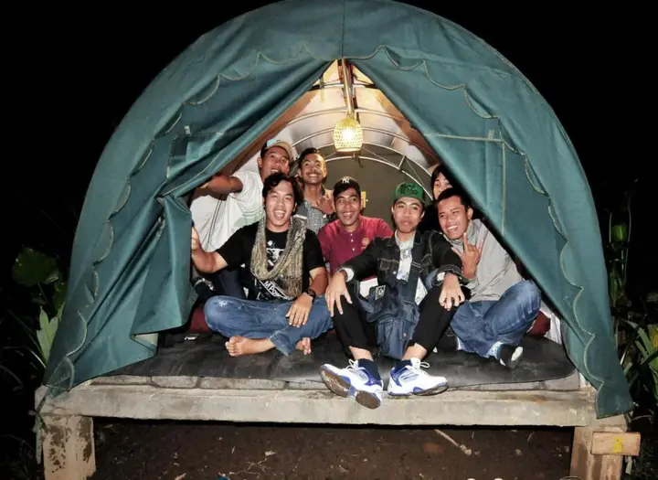 carousel image 5