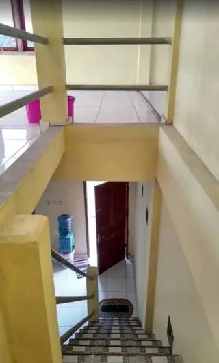 Батуретно: Rumah Singgah Peziarah Ganjuran
