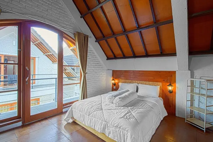 Паромпонг: Hotel Kupu Kupu Lembang