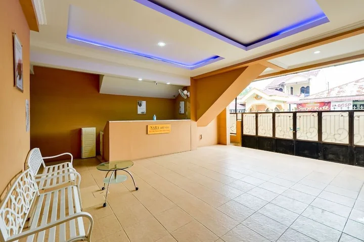 Петумбак: New Nara Guest House