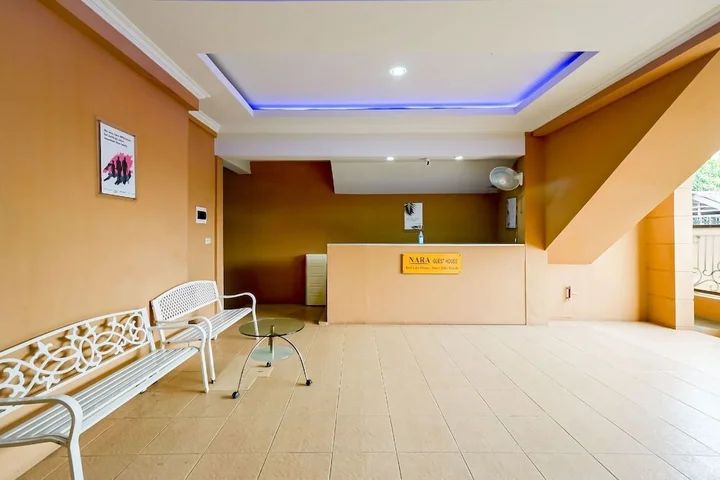 Петумбак: New Nara Guest House