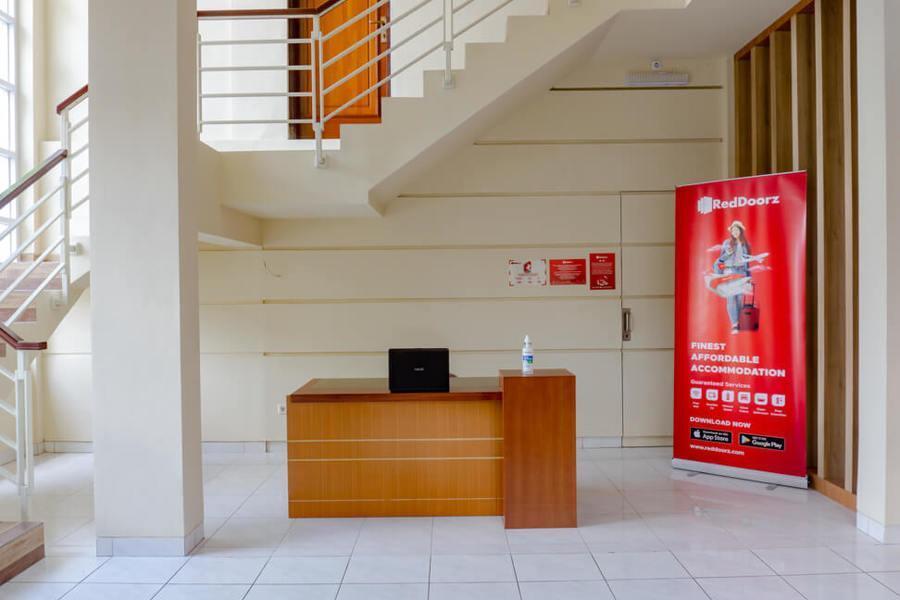 Батуретно: RedDoorz near Jogja City Mall 4