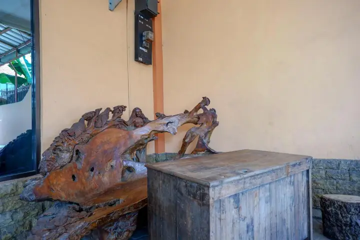 carousel image 3