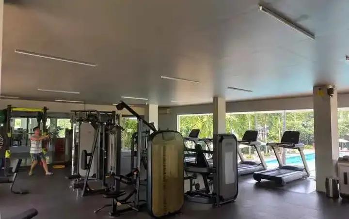 Тангеранг: Aero Room