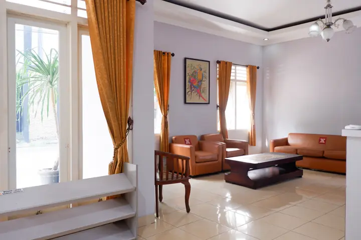 Батуретно: Wisma Almaidah Jogjakarta RedPartner
