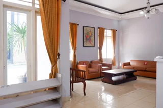 Батуретно: Wisma Almaidah Jogjakarta RedPartner