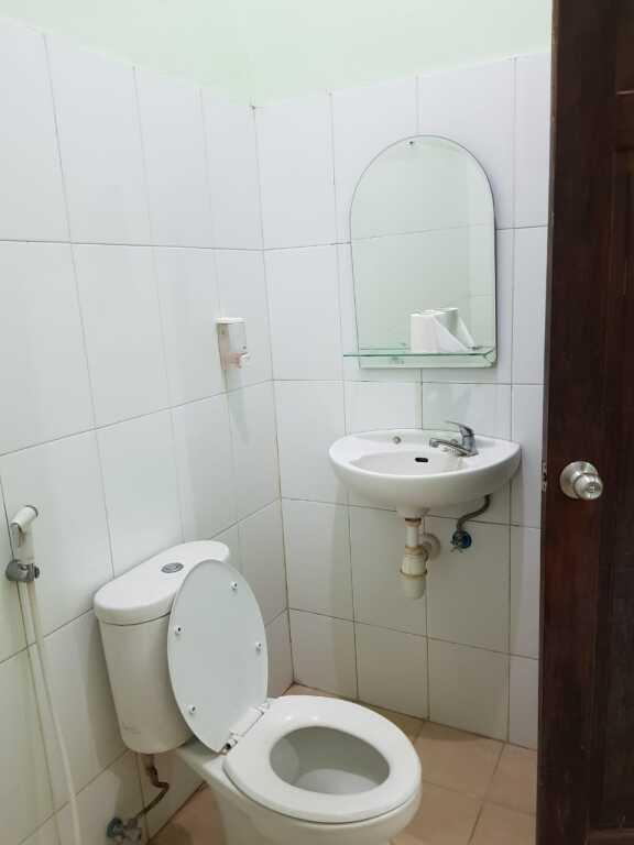 Депок: Embe Pitoe Syariah Gejayan RedPartner