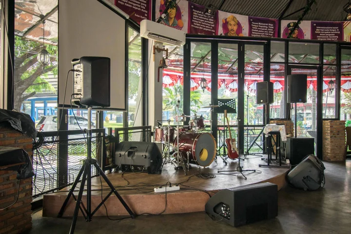 Джакарта: Wisma Satria Mandala RedPartner