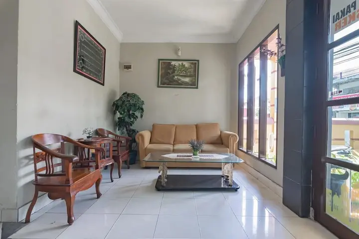 Баликпапан: OYO 761 Mahkota Intan Hotel