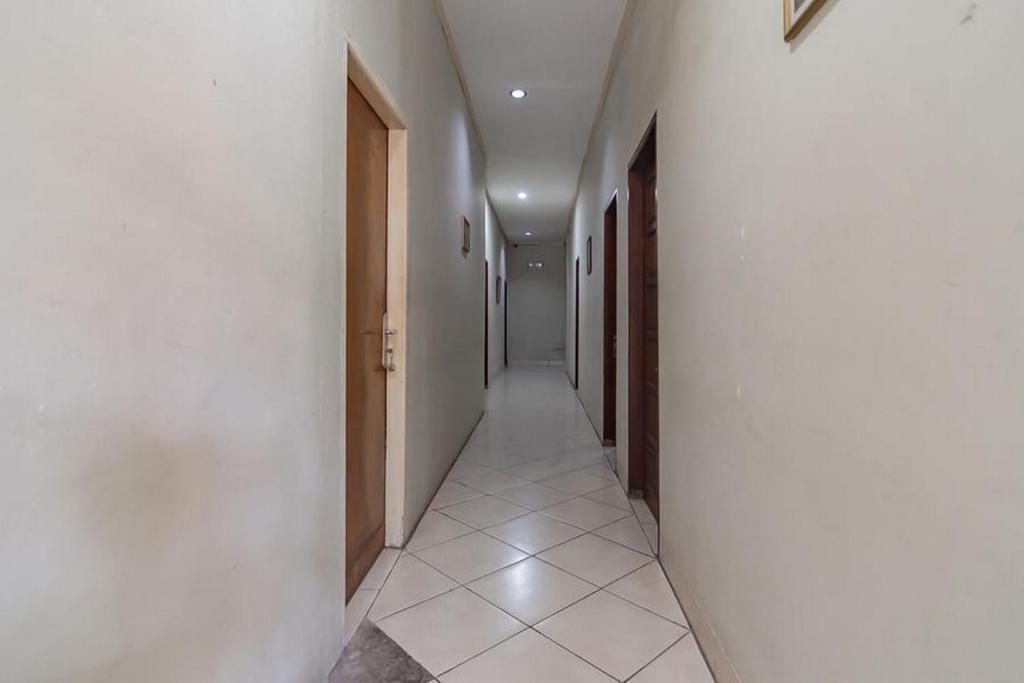 Баликпапан: OYO 761 Mahkota Intan Hotel