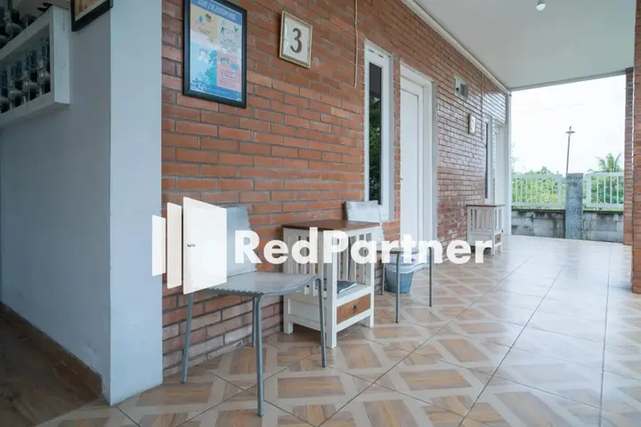 Батуретно: House Acasia Syariah RedPartner
