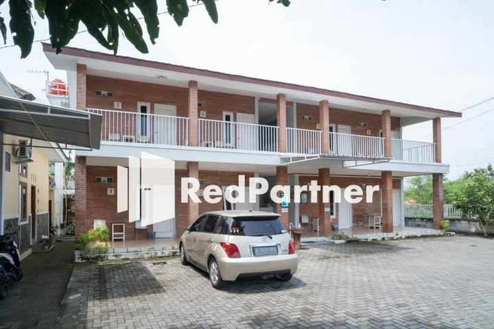 Батуретно: House Acasia Syariah RedPartner