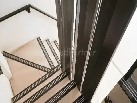 Медан: New OS Residence RedPartner