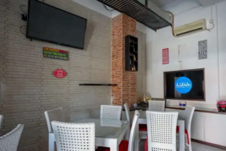 Семаранг: RedDoorz Plus near Ciputra Mall Simpang Lima 2