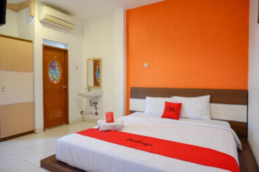 Семаранг: RedDoorz Plus near Ciputra Mall Simpang Lima 2