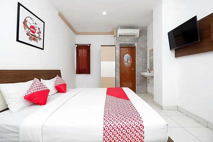 Семаранг: RedDoorz Plus near Ciputra Mall Simpang Lima 2