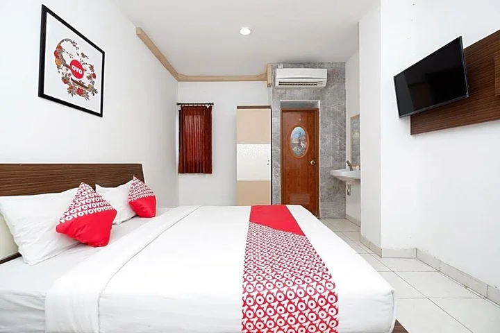 Семаранг: RedDoorz Plus near Ciputra Mall Simpang Lima 2
