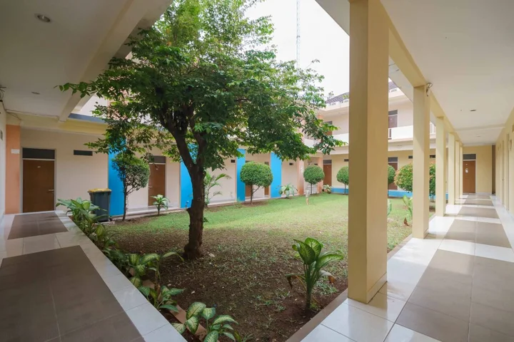 Тангеранг: RedDoorz Syariah Plus @ Wisma Bougenville Karawaci