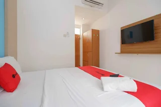 Тангеранг: RedDoorz Syariah Plus @ Wisma Bougenville Karawaci