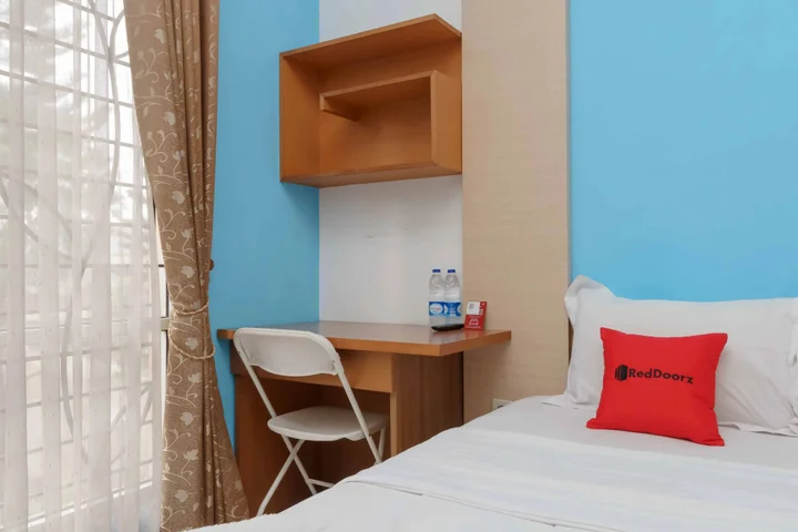 Тангеранг: RedDoorz Syariah Plus @ Wisma Bougenville Karawaci