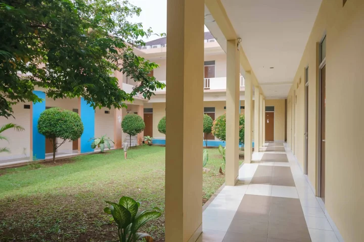 Тангеранг: RedDoorz Syariah Plus @ Wisma Bougenville Karawaci