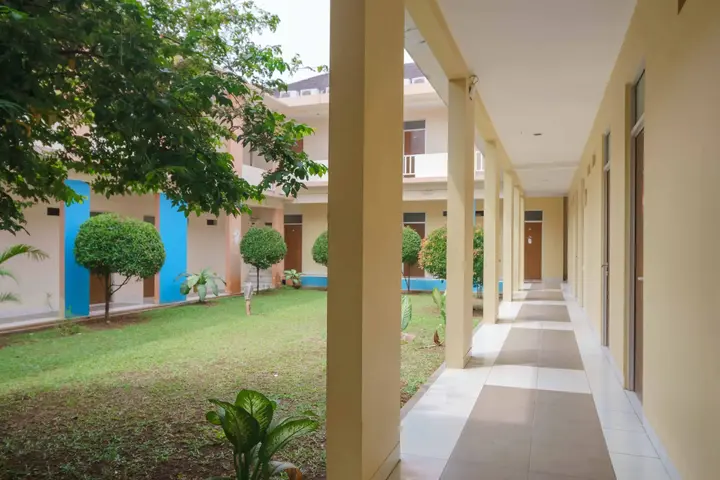 Тангеранг: RedDoorz Syariah Plus @ Wisma Bougenville Karawaci