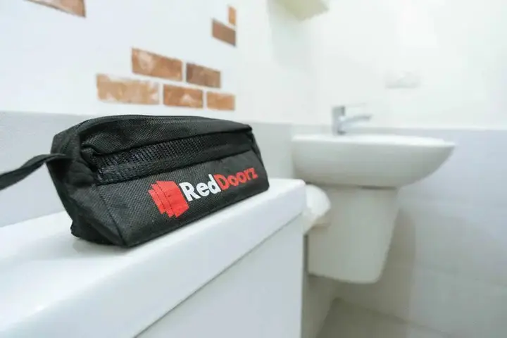 Сукабуми: RedDoorz Syariah near RS Hermina Sukabumi