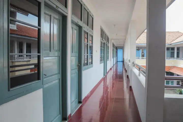 Чиребон: Hotel Rajawali RedPartner