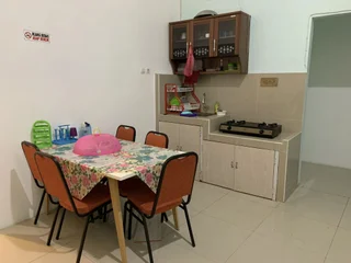 Семаранг: Happy Inn Puspo RedPartner