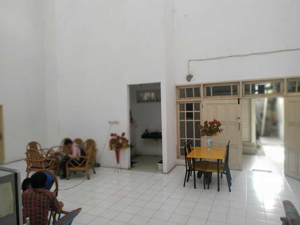 Палу: Hotel Samrat Palu