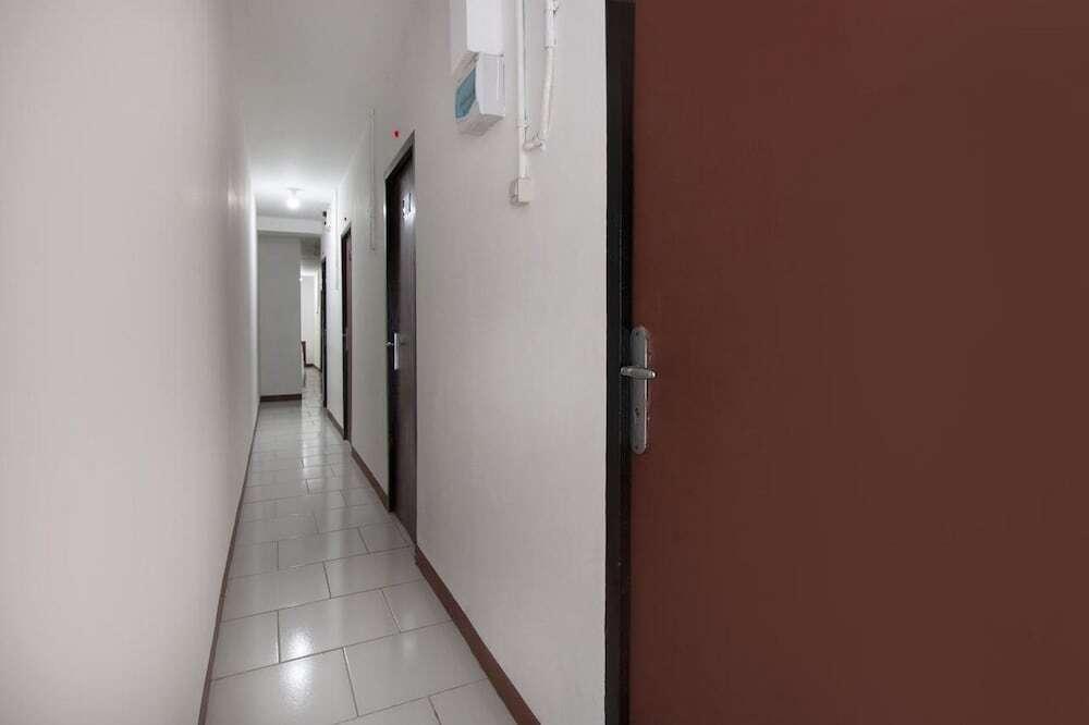 Бандунг: RedDoorz near Riau Junction Mall 2