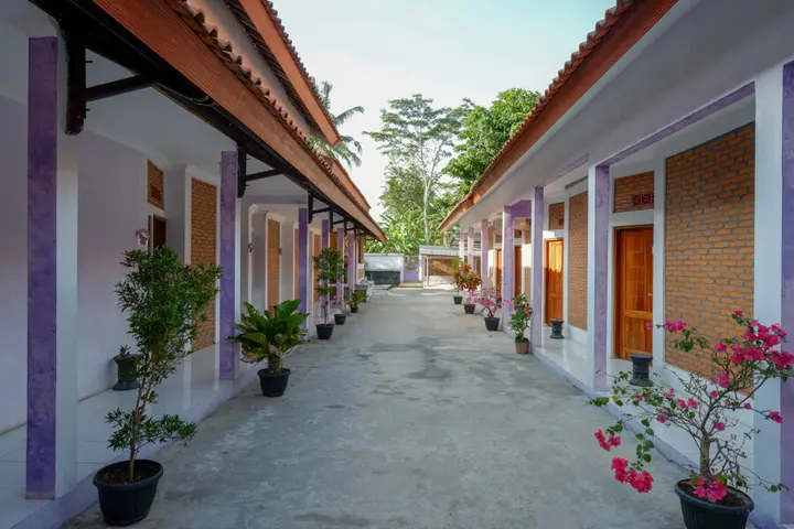 Кебумен: RedDoorz near Goa Jatijajar 2