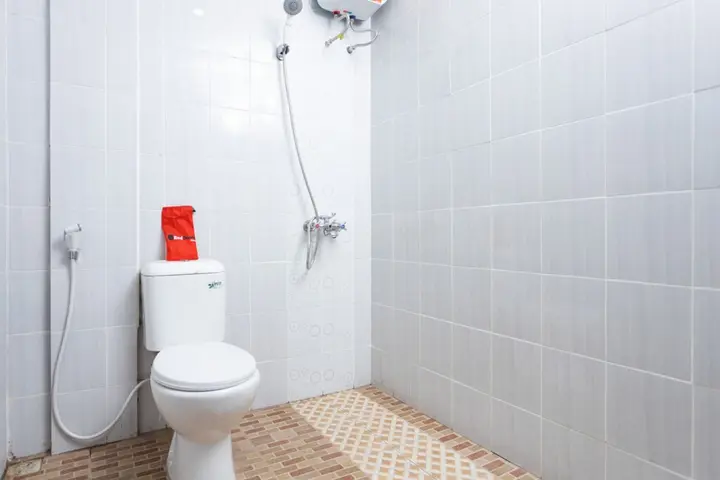 Маланг: RedDoorz Hostel @ Malang City Center 2
