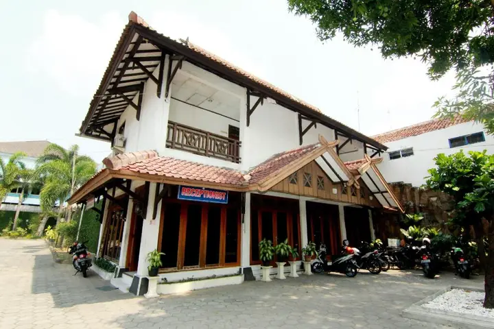 Джокьякарта: Limaran Hotel