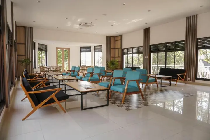 Караванг: Jatiluhur Valley Resort