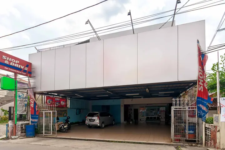 Депок: RedDoorz Syariah @ Cinere Depok