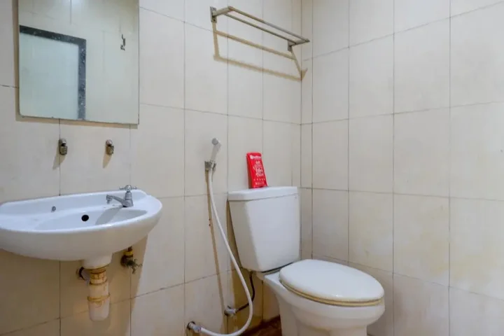 Семаранг: RedDoorz @ Jalan Sriwijaya Semarang